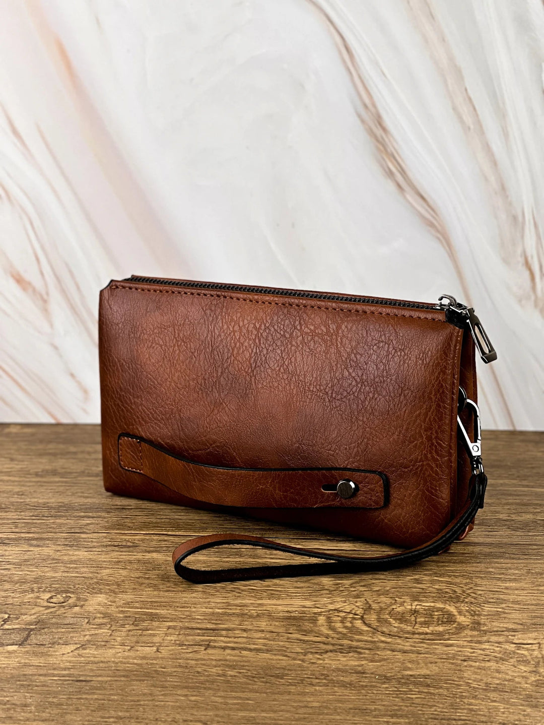 Pochette Poignet Homme Marron Effet Vintage – Zippée avec Dragonne L'artisan Cuir