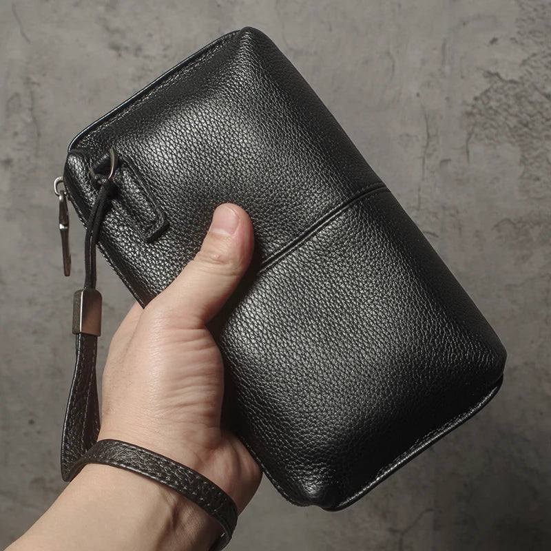 Pochette Cuir Homme Souple Marron Chocolat – Vintage, Zippée avec Dragonne L'artisan Cuir