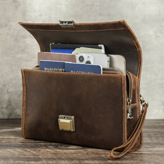 Pochette Cuir Homme à Rabat avec Fermoir Laiton – Style Cartable Vintage L'artisan Cuir